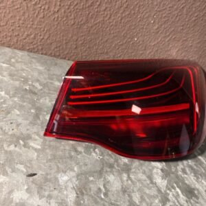 Alternative view of BMW M4 G23 G22 G26 G82 LASER Rückleuchte rechts H45A3C01205