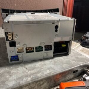 Alternative view of Mercedes W212 W207 NAVI COMAND HEADUNIT A2129004208 Q2
