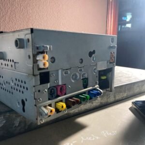 Alternative view of Mercedes W212 COMAND NTG A2129005518 Q1 HEADUNIT
