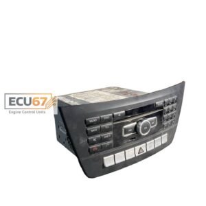 Mercedes W204 MOPF NAVI COMAND HEADUNIT A2049000208 Q2