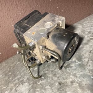 Alternative view of Mercedes W204 ABS Steuergerät Pumpe a2045453832 A2044313912